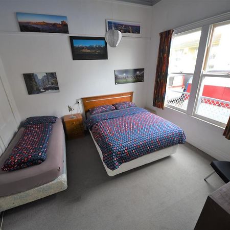 Funky Green Voyager Backpackers Hostel Rotorua Buitenkant foto